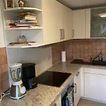 Kleines Haus Am Waldrand, Haustiere Auf Nachfrage 펜션 Klughaus