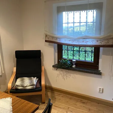 بيت للعطل Kleines Haus Am Waldrand, Haustiere Auf Nachfrage